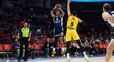 Eurocup: Bahçeşehir Koleji: 81 - Aris: 79