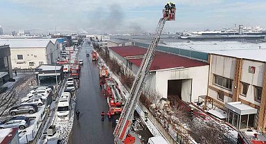 Fabrika yangını havadan görüntülendi