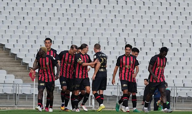 Fatih Karagümrük, 4 futbolcuyla yollarını ayırdı