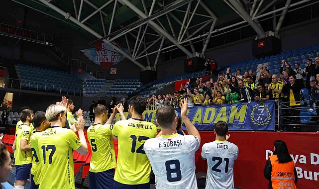 Fenerbahçe, CEV Kupası'nda 8'li Finaller Turu'na yükseldi