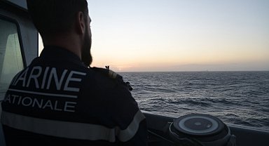 Fransa, Akdeniz'de Rus tankerine el koydu