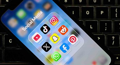 Fransa Meclisi, sosyal medya platformlarına 15 yaş sınırı getiren yasa tasarısını kabul etti