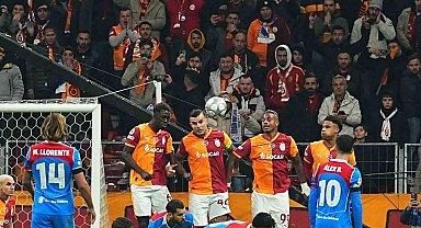 Galatasaray, UEFA Şampiyonlar Ligi'nde puanını 10'a çıkardı