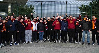 Galatasaraylı taraftarlar Süper Kupa finali için stada geldi