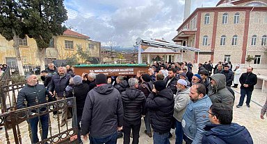 Gazeteci Karapınar 8 ay sonra bu kez baba acısı yaşadı