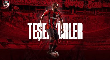 Gaziantep FK'da Badou Ndiaye ile yollar ayrıldı