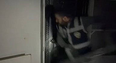 Gaziantep'te evin bodrumundan 4 ruhsatsız silah çıktı