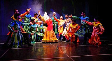 Gaziantep'te spor, sanat, bilim ve kardeşlik aynı sahnede buluşuyor