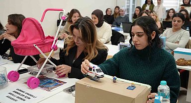 GİBTÜ öğrencilerinden görme engelli annelere özel proje