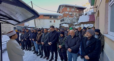 Giresun'da çığ altında hayatını kaybeden çoban toprağa verildi