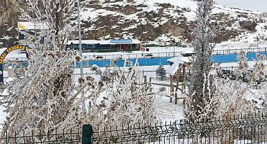 Göle ilçesi eksi 20 dereceyle dondu