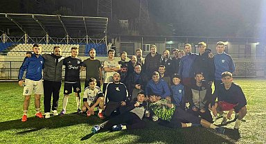 Gördes Engelliler Derneği'nden Altıntaş Spor'a destek