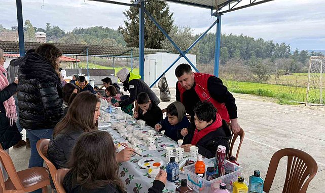 GSB Gençlik Kış Kulübü Esentepe'de çocuklarla buluştu