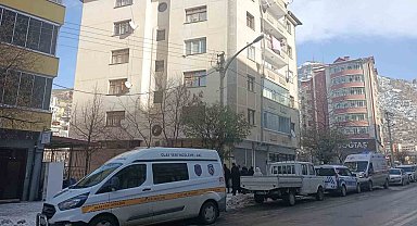 Gümüşhane Üniversitesi Öğretim Üyesi Doç. Dr. Bayram Çağlar evinde ölü bulundu