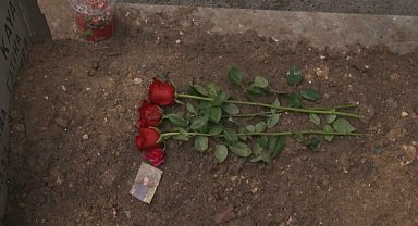 Güngören'de öldürülen Atlas Çağlayan'ın yakınları kabri başında dua etti