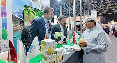 Gürsu armudu Cidde Turizm Fuarı'nda