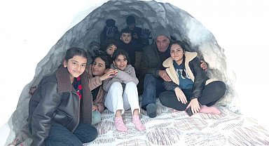 Hakkarili Yunus'tan iglo evi