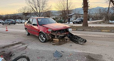Hassa'da otomobille çarpışan motosikletin sürücüsü yaralandı