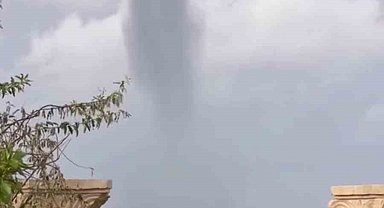 Hatay'da denizde hortum oluştu