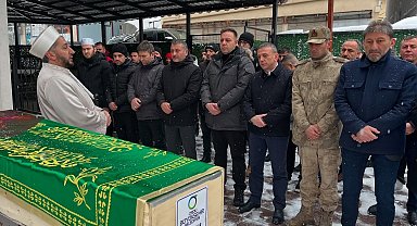 Hayatını kaybeden engelli ve kimsesiz kız çocuğu toprağa verildi