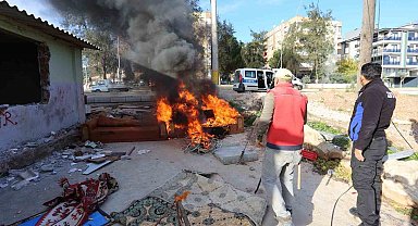 Hurdacının çevreyi kirletip 'Bu sefer bişeyler yapın' talebine zabıtadan 'Vazifede merhamet yok' cevabı