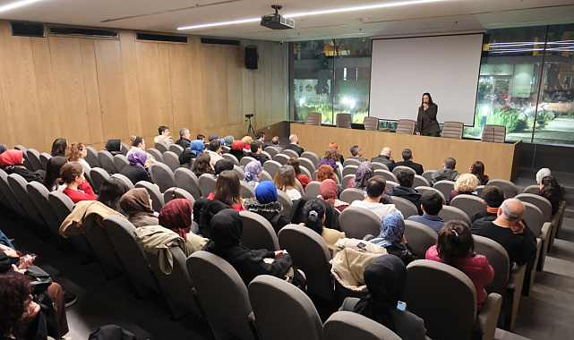 İnegöl Belediyesi'nden otizm farkındalığını arttıran seminer
