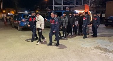 İnegöl'de 9 kaçak göçmen yakalandı