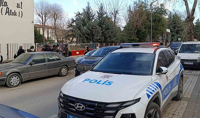 İnegöl'de bıçaklı kavga: 1 yaralı