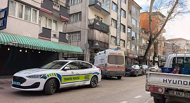 İnegöl'de genç adam evinde ölü bulundu