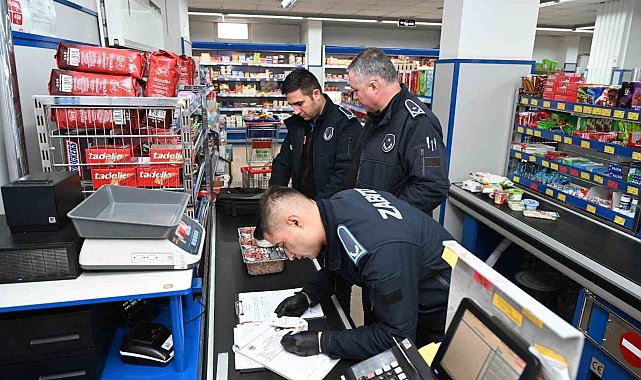 İnönü'de kurallara uymayan zincir marketlere mühür vuruldu