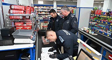İnönü'de kurallara uymayan zincir marketlere mühür vuruldu