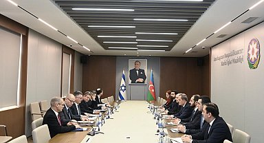 İsrail Dışişleri Bakanı Saar, Azerbaycan Dışişleri Bakanı Bayramov ile bir araya geldi