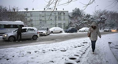 İstanbul'da kar yağışı etkili oluyor