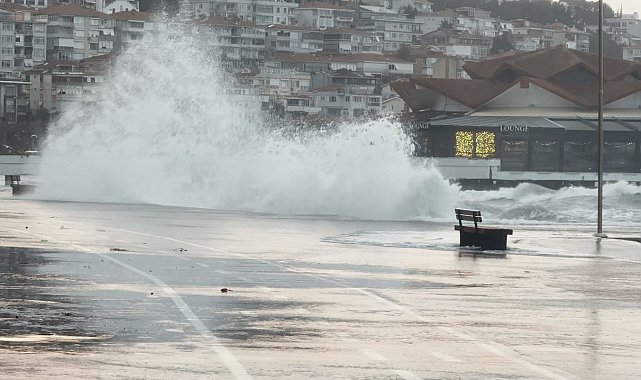 İstanbul'da lodos etkili oluyor