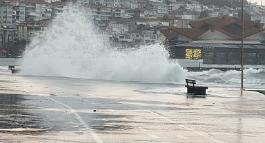 İstanbul'da lodos etkili oluyor