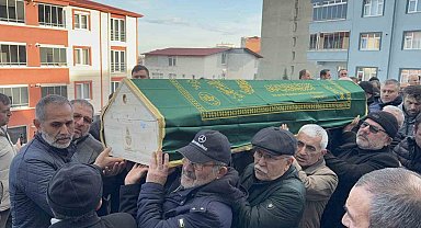 İstanbul'da metronun çarptığı üniversite öğrencisi Samsun'da toprağa verildi
