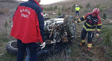 İzmir-İstanbul Otoyolu'nda feci kaza: Otomobil şarampole yuvarlandı