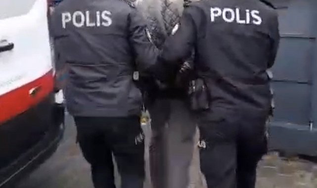 İzmir'de 24 yıl hapis cezasıyla aranan şahıs yakalandı