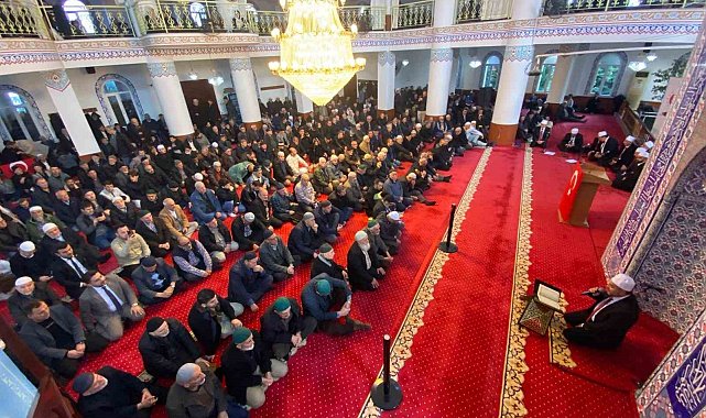 İzmir'de '1001 Hatim' duası yapıldı