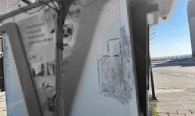 İzmir'de banka aracından yüklü miktarda vurgun