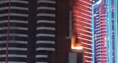 İzmir'de lüks yapıda yangın paniği