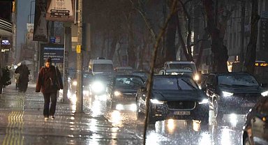 İzmir'de metrekareye 47.5 kilogram yağış düştü