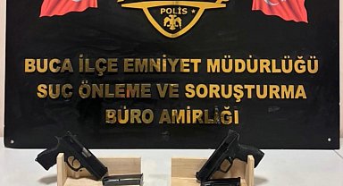 İzmir'de ruhsatsız silah operasyonunda 4 şüpheli yakalandı