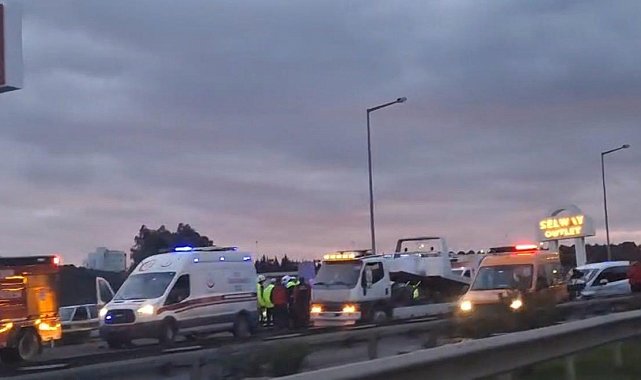 İzmir'de zincirleme trafik kazası: 7 yaralı