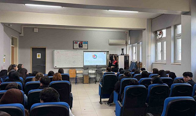 Jandarmadan lise öğrencilerine siber farkındalık eğitimi