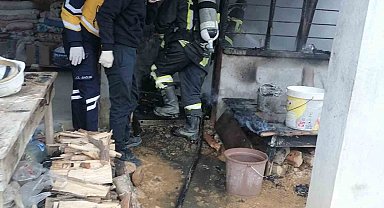 Kadirli'de ev yangını: Yaşlı adam hayatını kaybetti