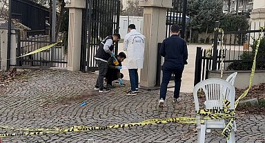 Kağıthane'de ağabey, annesinin cenazesinde kardeşini silahla vurarak öldürdü