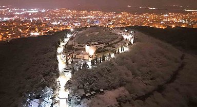 Kar altında kalan Aydos Kalesi havadan görüntülendi