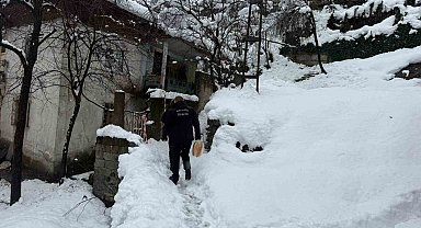 Karabük Belediyesi kış şartlarında hizmetlerini sürdürüyor