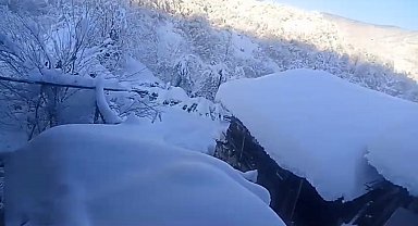 Karabük'te köylerde kar kalınlığı 1.5 metreyi aştı